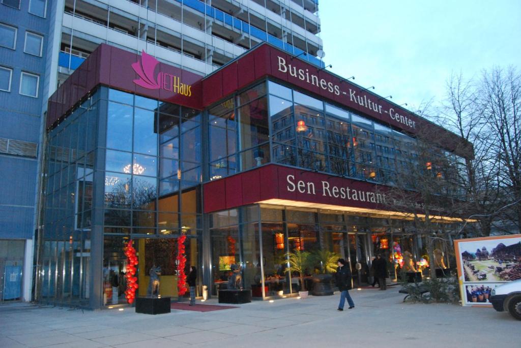 Halong 3* Berlin