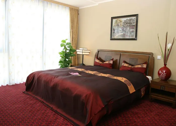 Halong Hotel