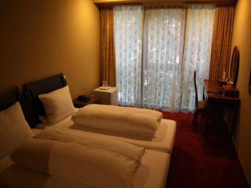 Halong 3* Berlino